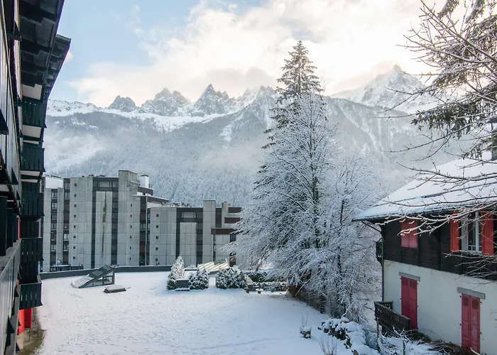 Chalet Hotel Le Prieure & Spa